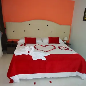 House A 5 Min De La Embajada Americana Bogotá