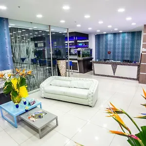 Hotel Aw Plaza Miranda